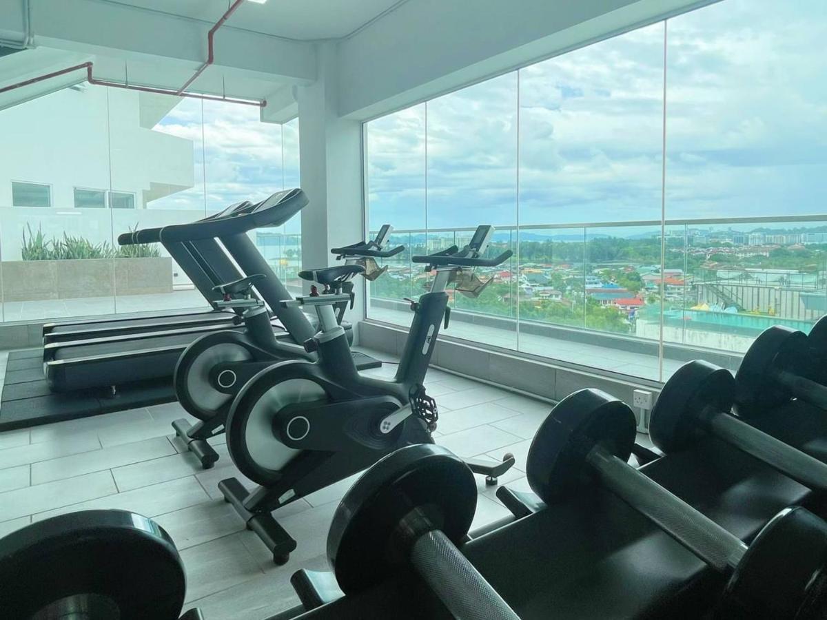 Queensland Suites At Aru Suites, Kota Kinabalu Eksteriør billede
